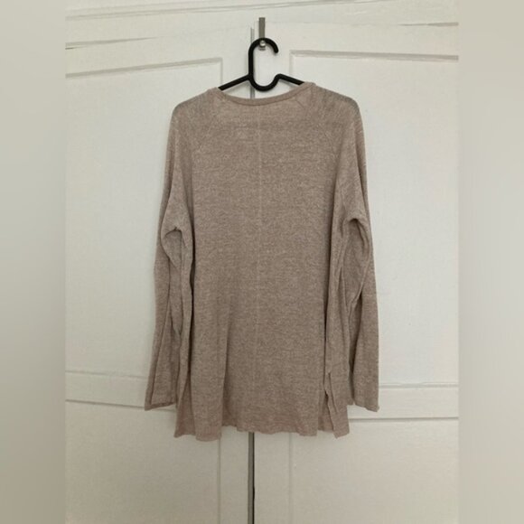 American Eagle longsleeve - Picture 2 of 3